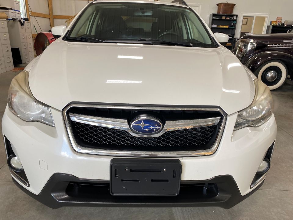 2017 Subaru Crosstrek 2.0i Premium Sport Utility 4D AWD