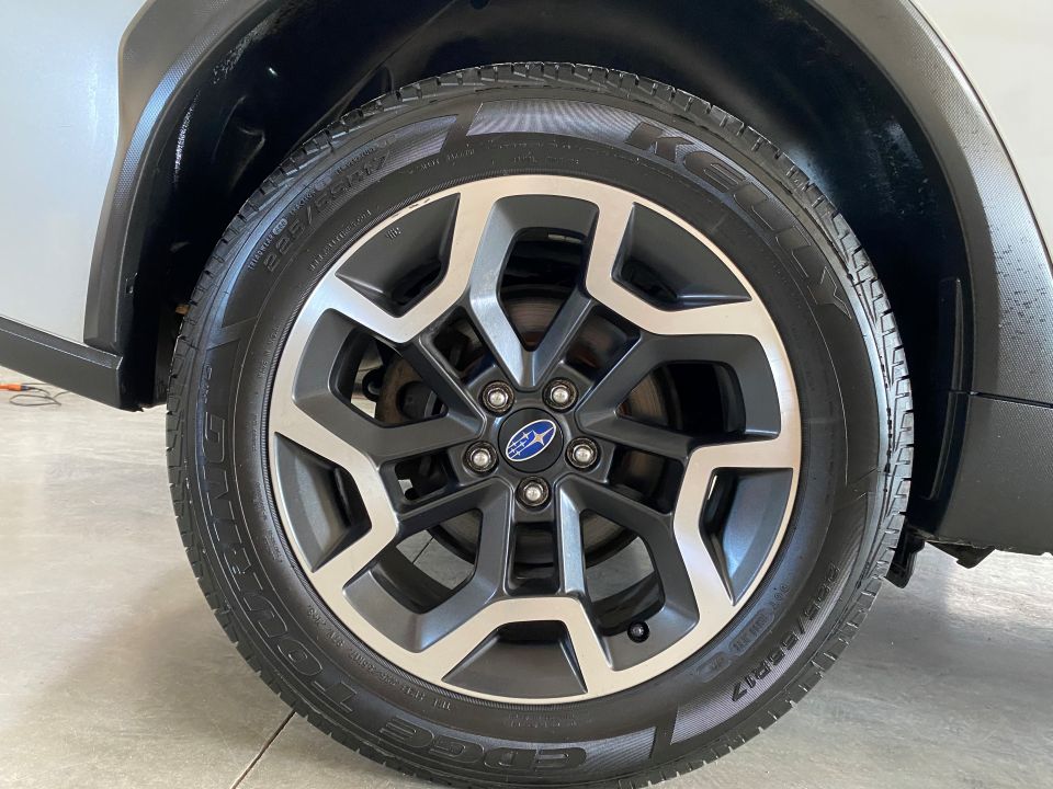 2017 Subaru Crosstrek 2.0i Premium Sport Utility 4D AWD
