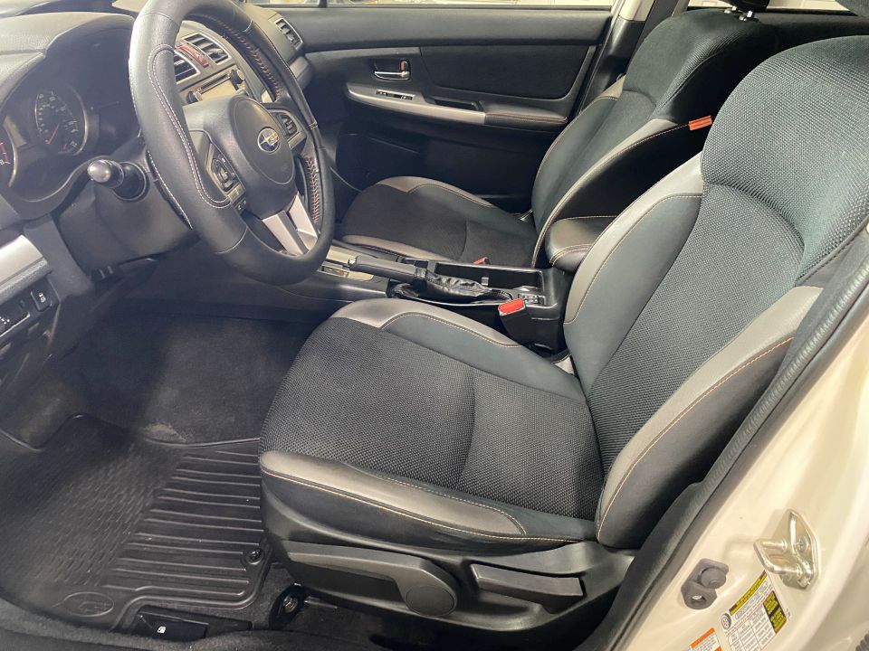 2017 Subaru Crosstrek 2.0i Premium Sport Utility 4D AWD