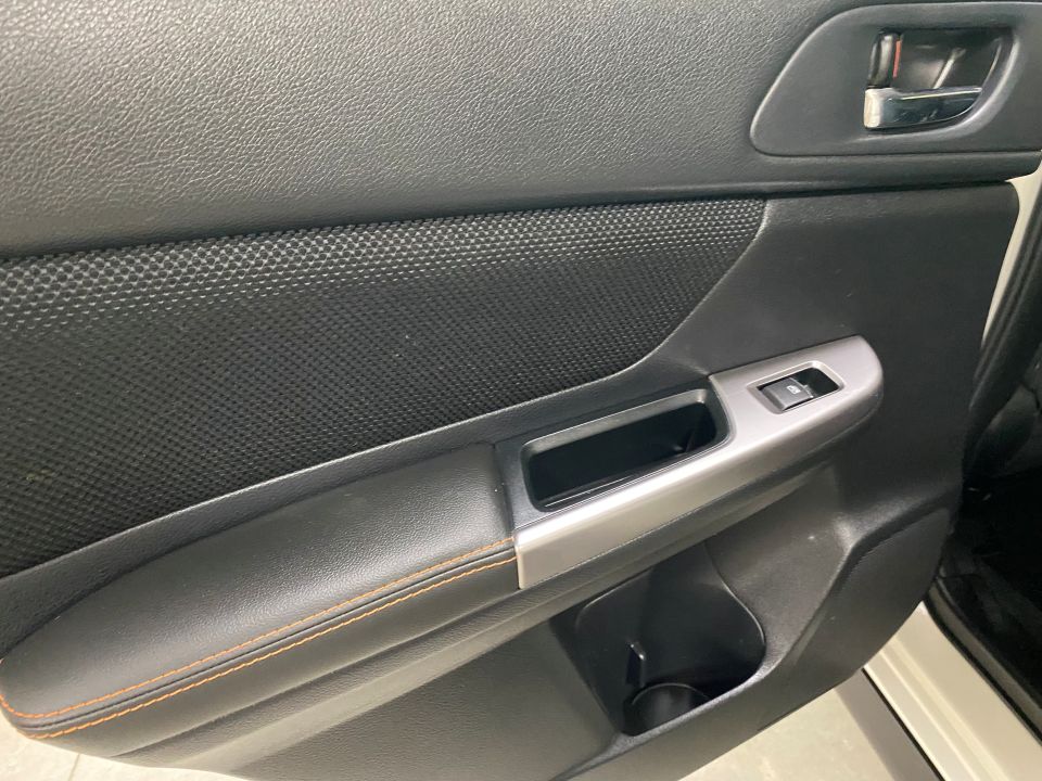 2017 Subaru Crosstrek 2.0i Premium Sport Utility 4D AWD