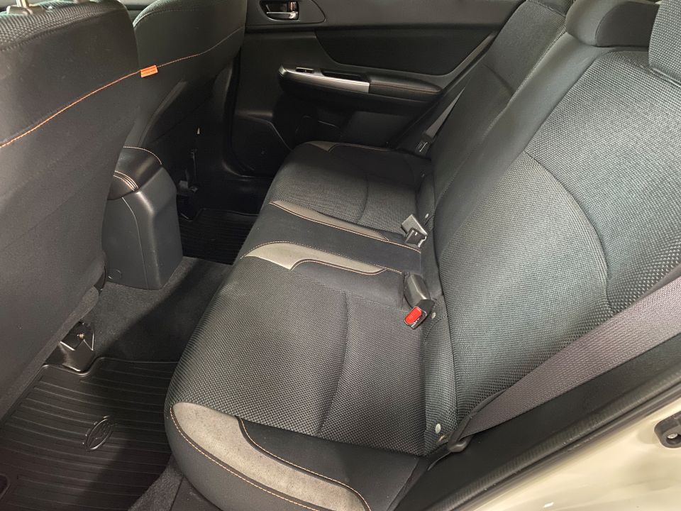 2017 Subaru Crosstrek 2.0i Premium Sport Utility 4D AWD