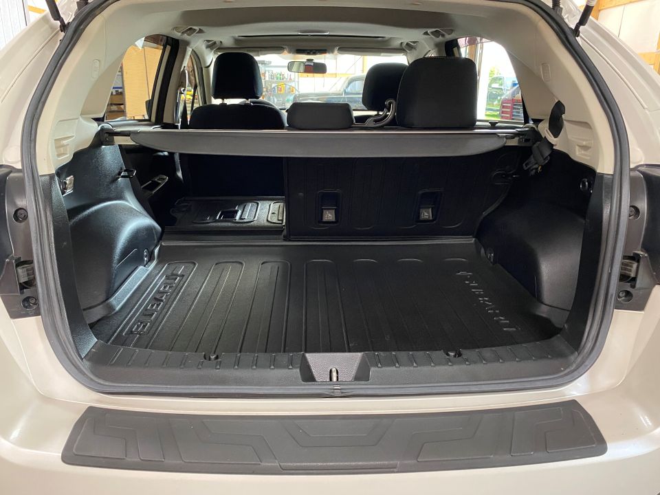 2017 Subaru Crosstrek 2.0i Premium Sport Utility 4D AWD