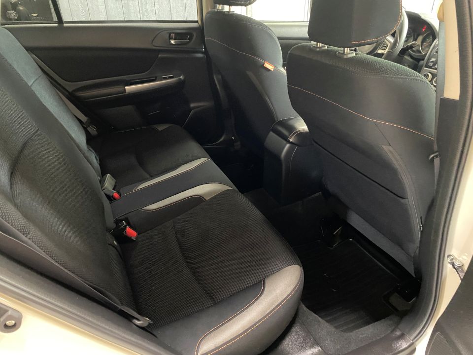 2017 Subaru Crosstrek 2.0i Premium Sport Utility 4D AWD