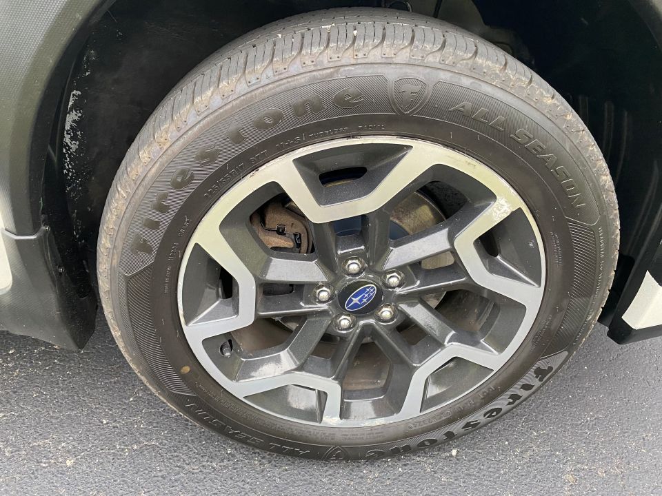 2017 Subaru Crosstrek 2.0i Premium Sport Utility 4D AWD