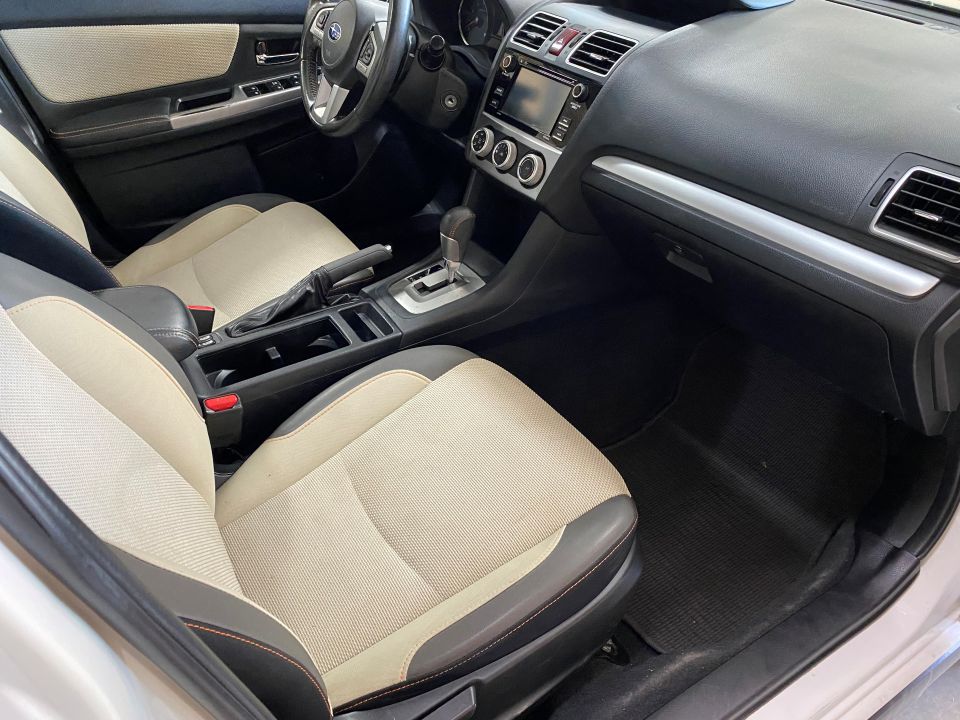 2017 Subaru Crosstrek 2.0i Premium Sport Utility 4D AWD