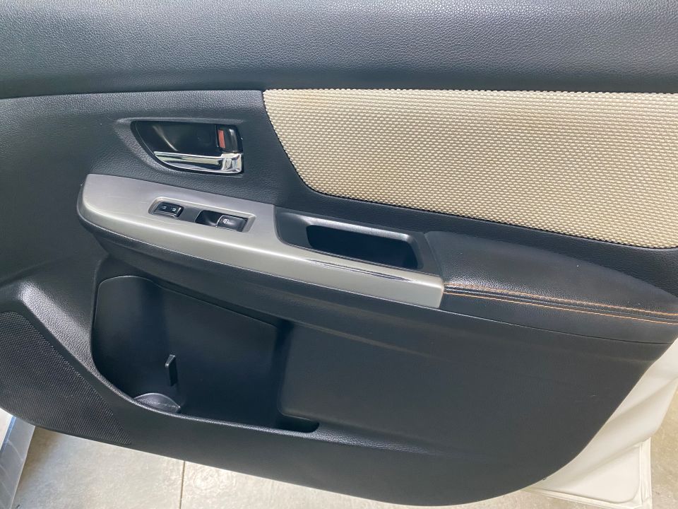 2017 Subaru Crosstrek 2.0i Premium Sport Utility 4D AWD