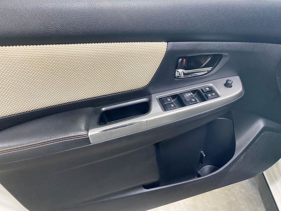 2017 Subaru Crosstrek 2.0i Premium Sport Utility 4D AWD