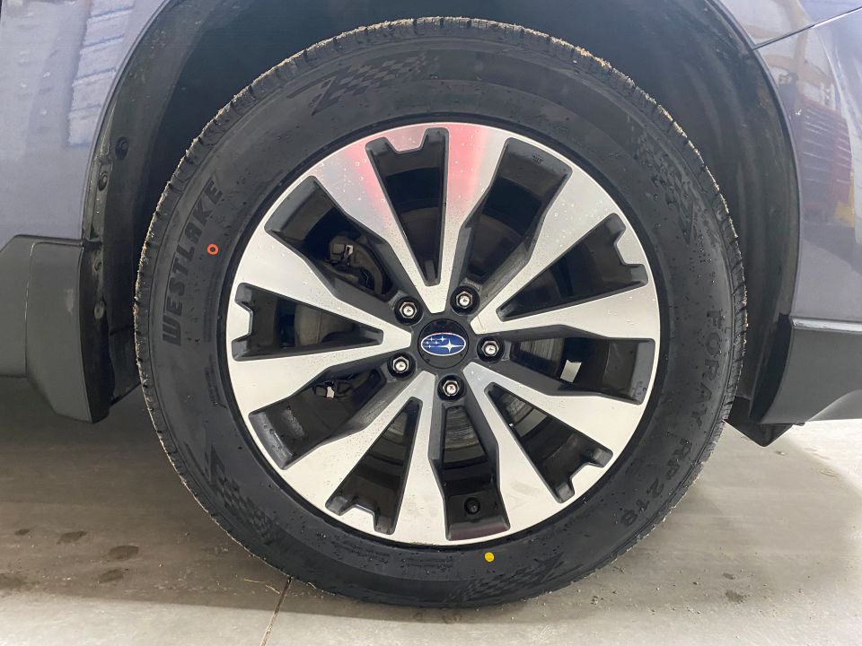 2015 Subaru Outback 2.5i Limited AWD 4D