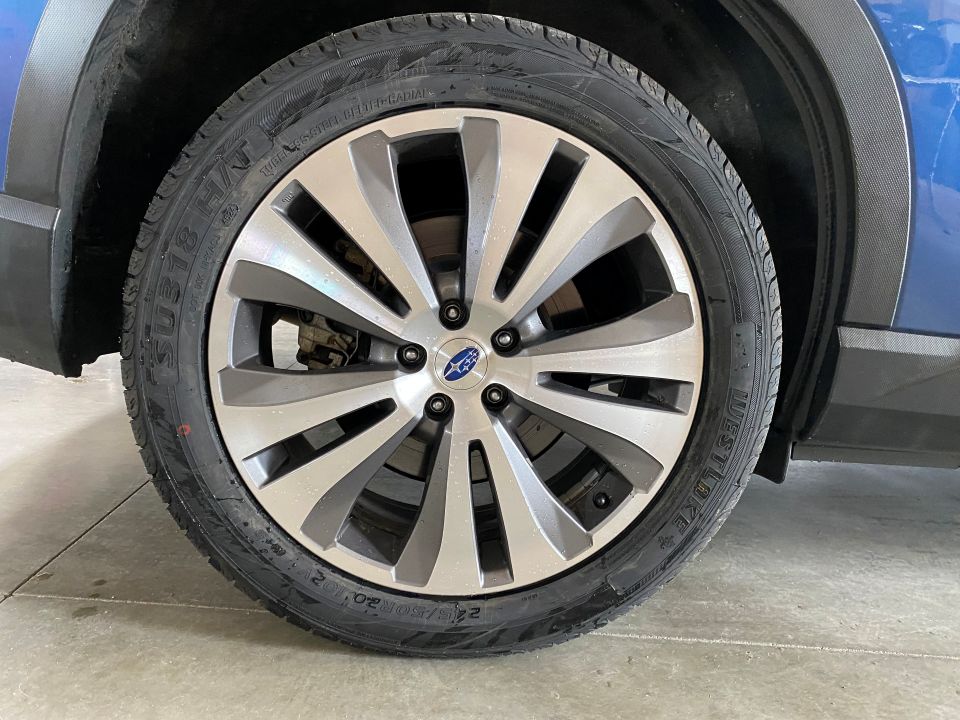 2020 Subaru Ascent Premium AWD 3rd Row
