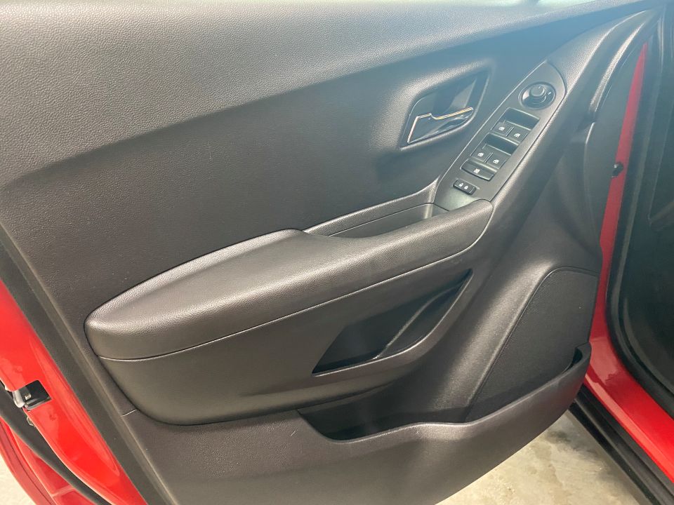 2015 Chevrolet Trax 2LT AWD 4 door SUV