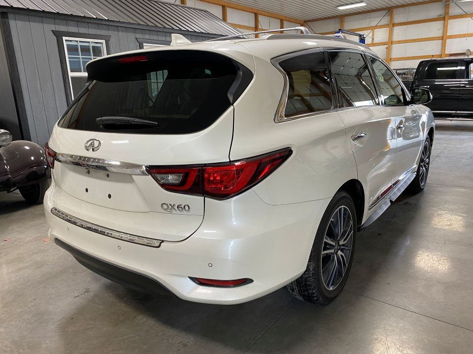 2018 Infiniti QX60 AWD 4D SUV with Third row 8 Passenger