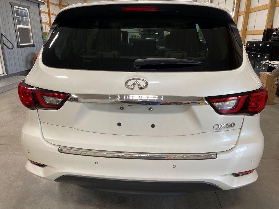 2018 Infiniti QX60 AWD 4D SUV with Third row 8 Passenger