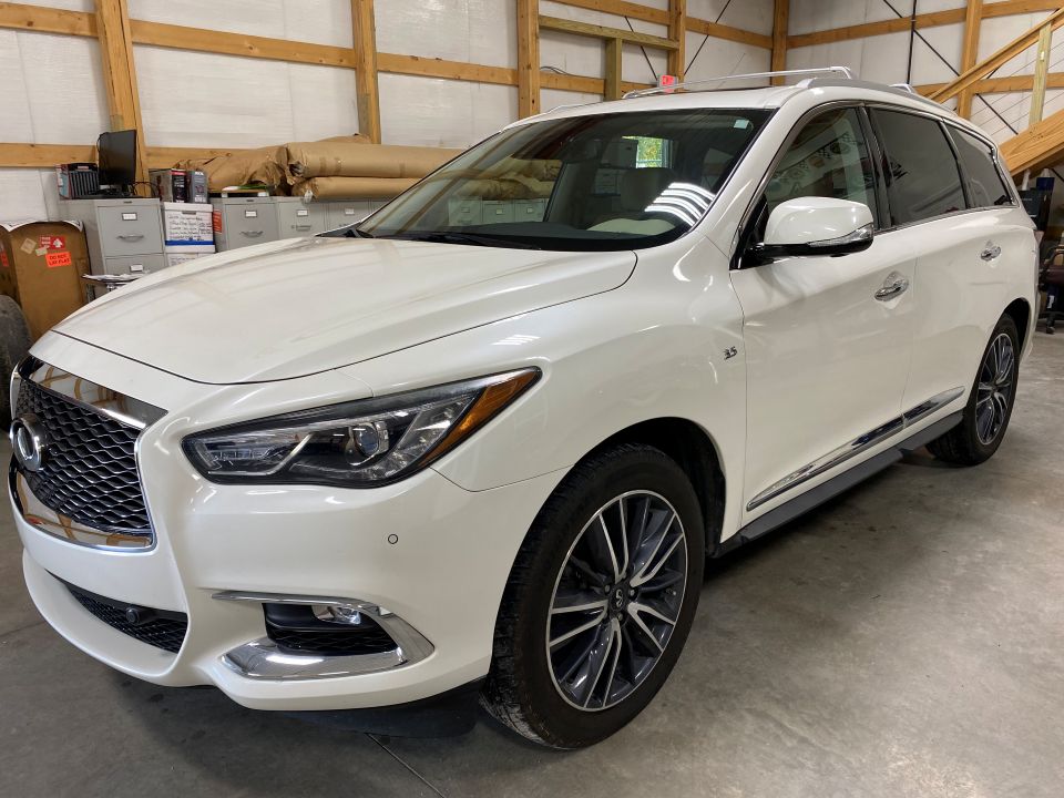 2018 Infiniti QX60 AWD 4D SUV with Third row 8 Passenger