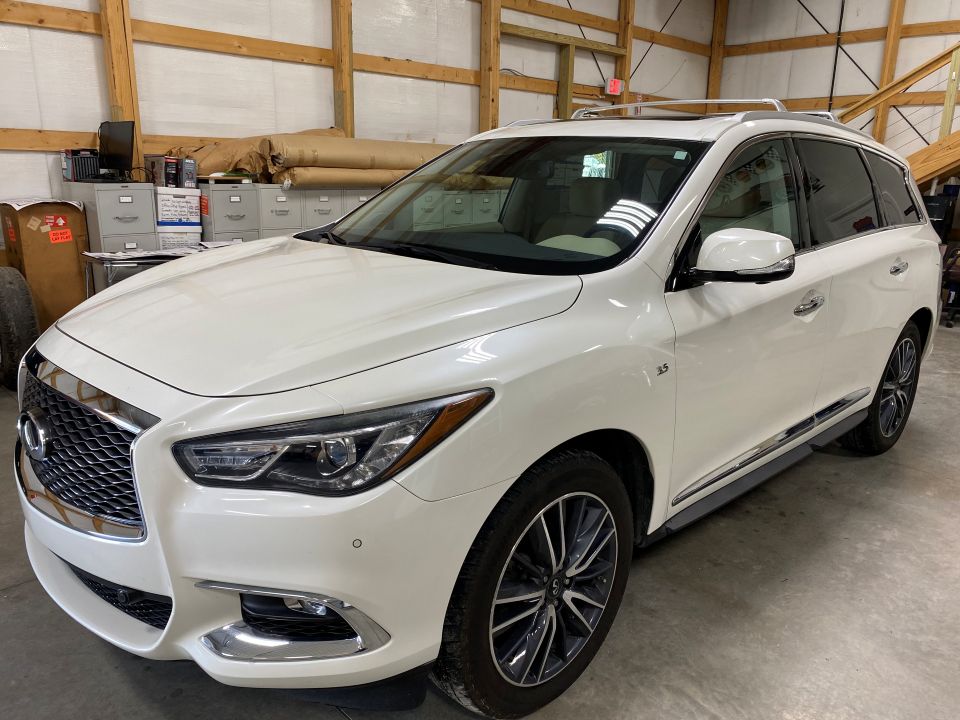 2018 Infiniti QX60 AWD 4D SUV with Third row 8 Passenger