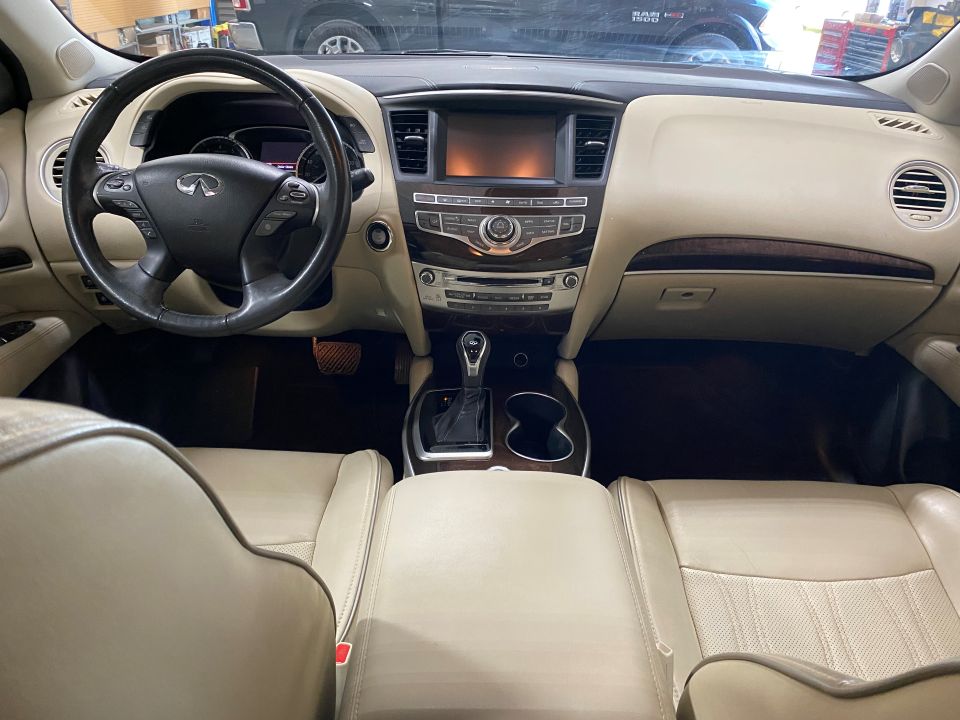 2018 Infiniti QX60 AWD 4D SUV with Third row 8 Passenger