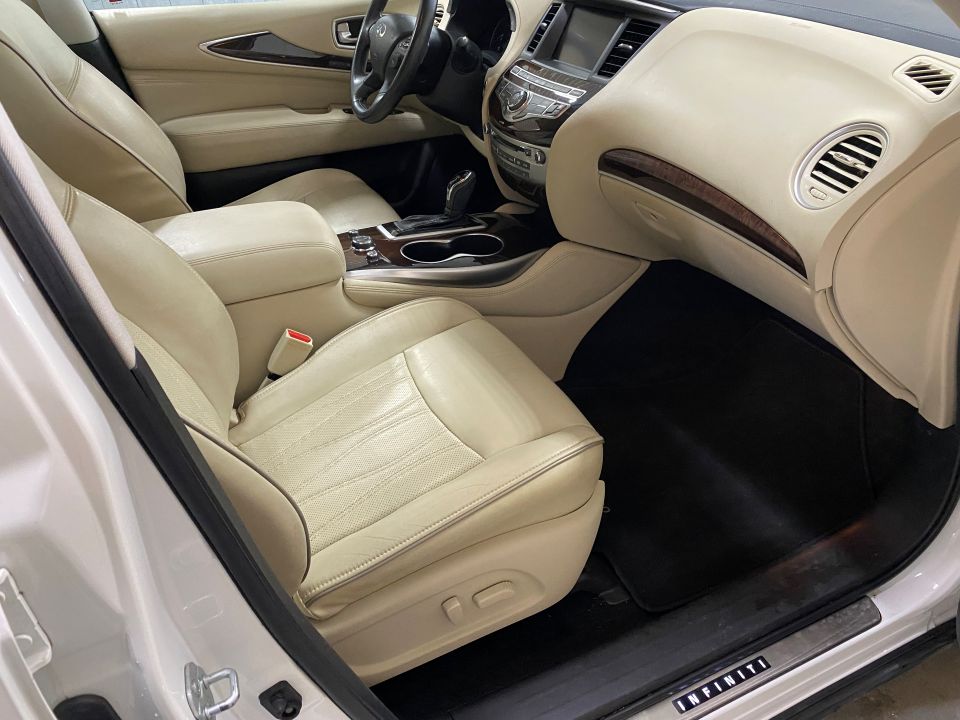 2018 Infiniti QX60 AWD 4D SUV with Third row 8 Passenger