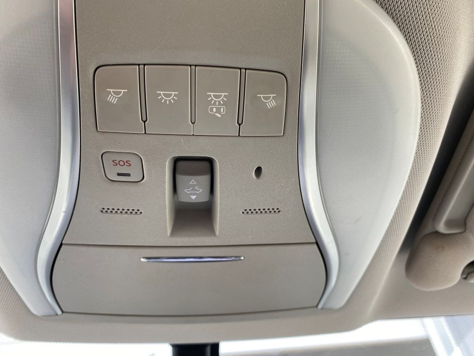 2018 Infiniti QX60 AWD 4D SUV with Third row 8 Passenger