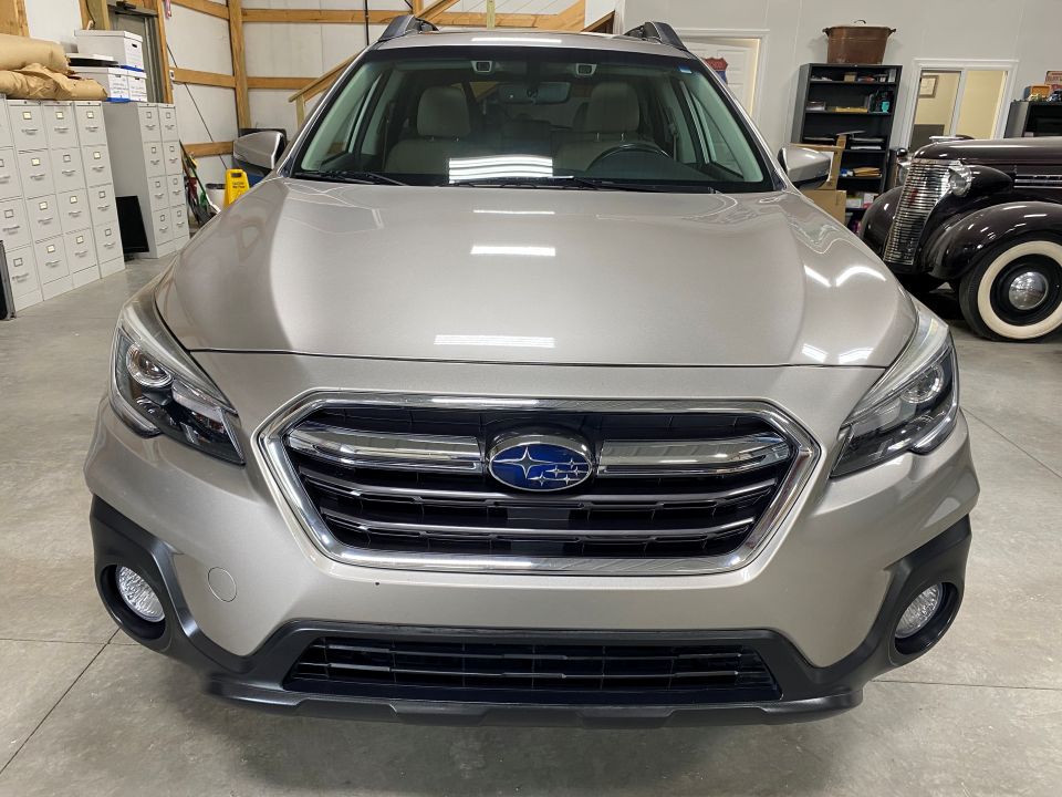 2019 Subaru Outback Limited AWD 4D Wagon SUV 2.5 4 Cyl