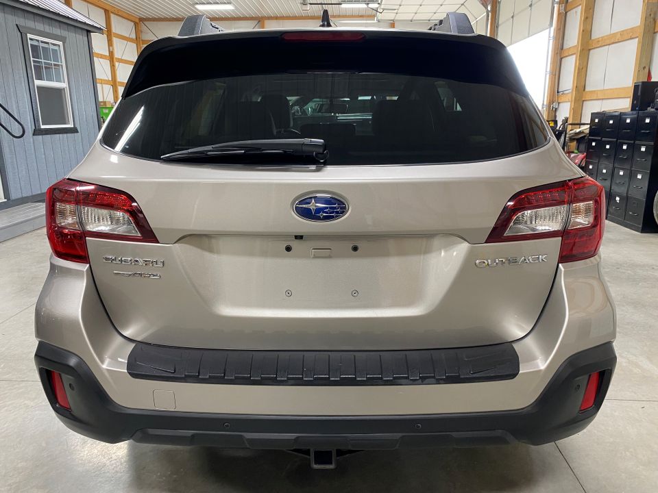 2019 Subaru Outback Limited AWD 4D Wagon SUV 2.5 4 Cyl