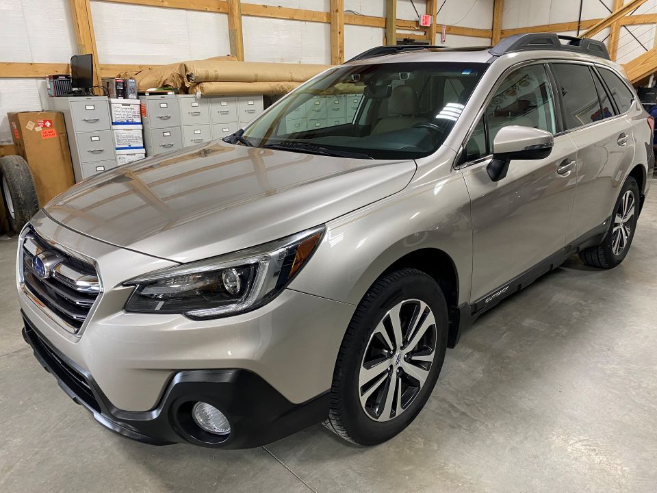 2019 Subaru Outback Limited AWD 4D Wagon SUV 2.5 4 Cyl