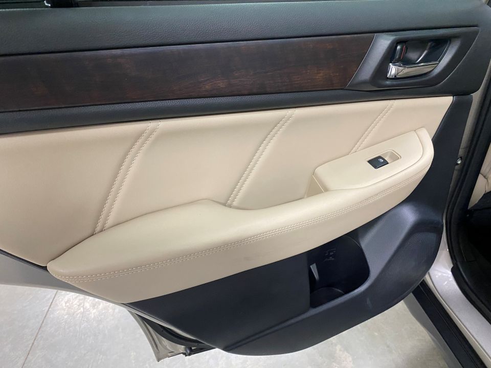 2019 Subaru Outback Limited AWD 4D Wagon SUV 2.5 4 Cyl