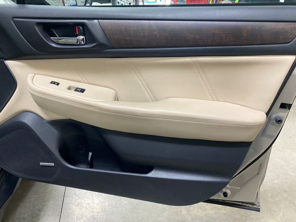 2019 Subaru Outback Limited AWD 4D Wagon SUV 2.5 4 Cyl