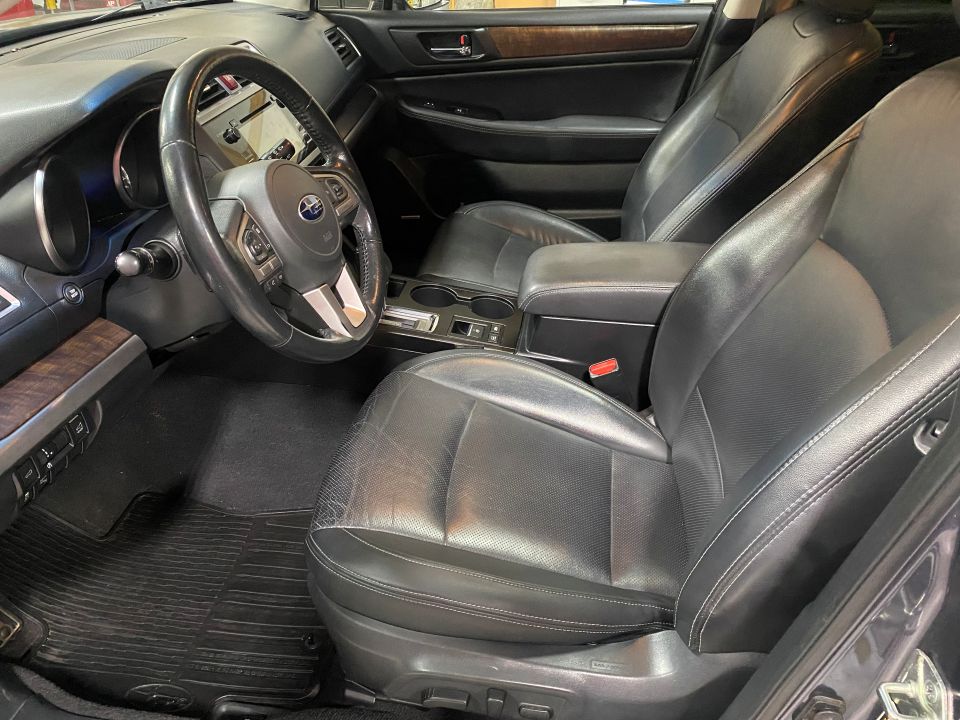 2015 Subaru Outback 2.5i Limited AWD 4D