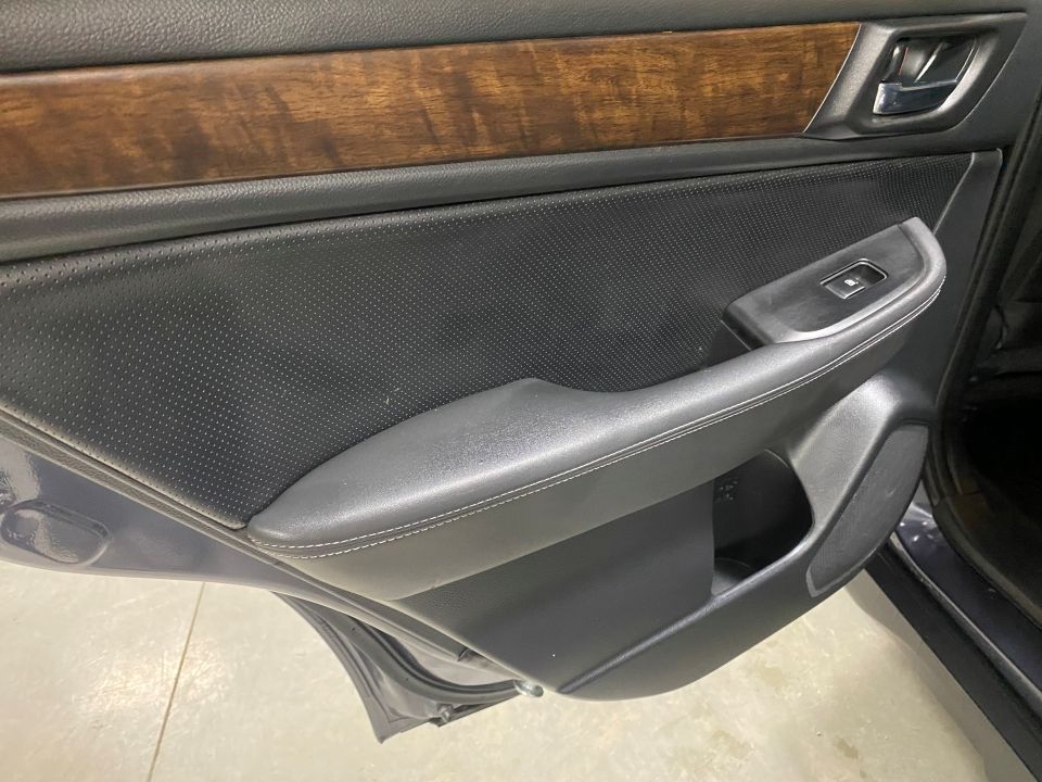 2015 Subaru Outback 2.5i Limited AWD 4D