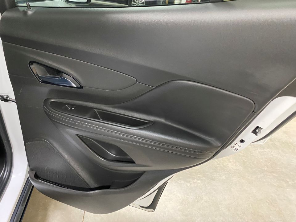 2017 Buick Encore Preferred FWD SUV 4 Door