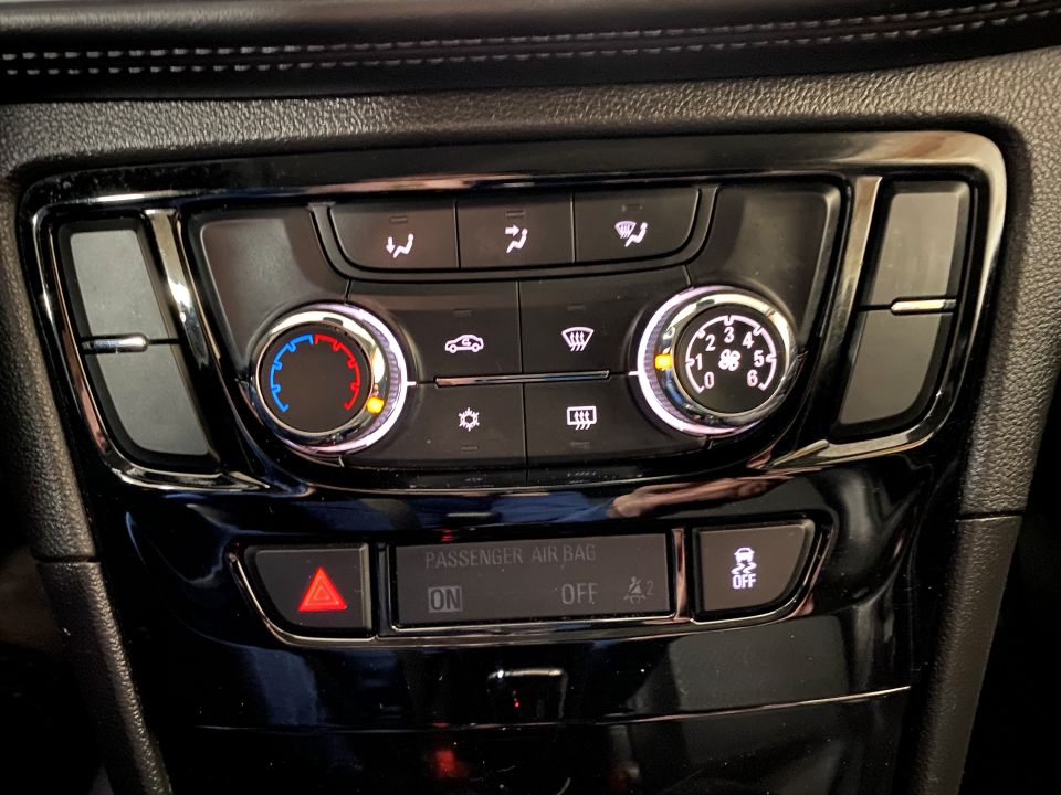 2017 Buick Encore Preferred FWD SUV 4 Door