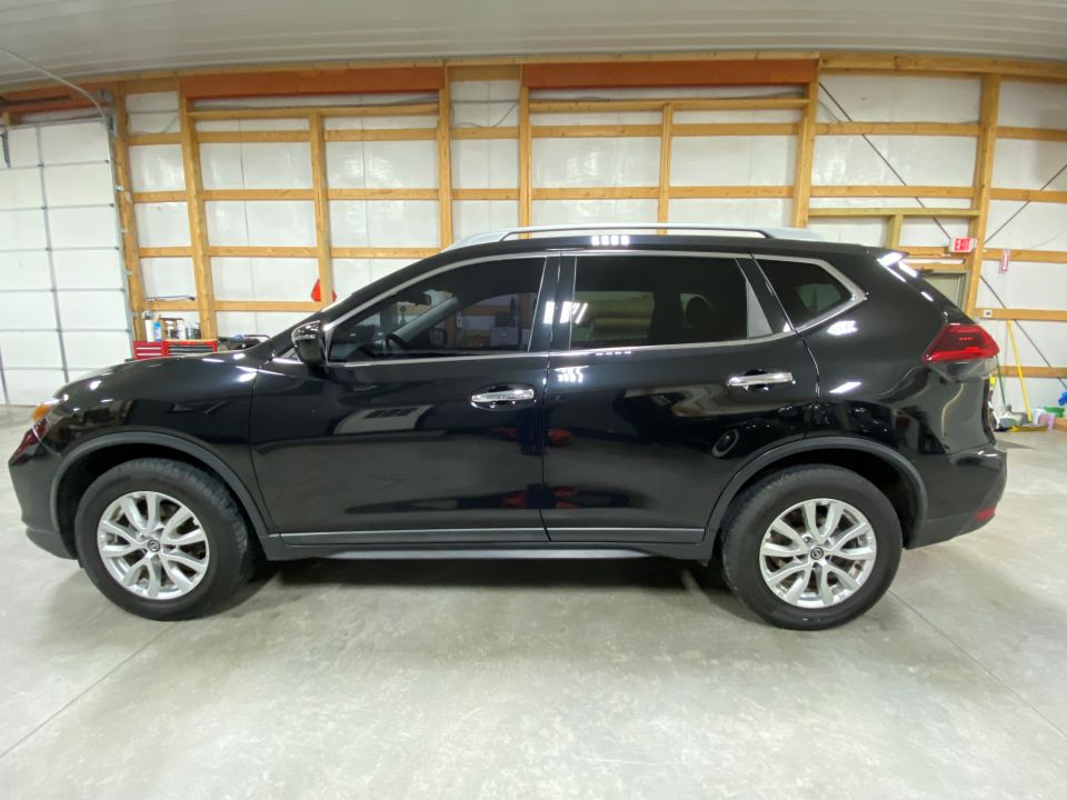 2019 Nissan Rogue SV 4D Sport Utility Vehicle