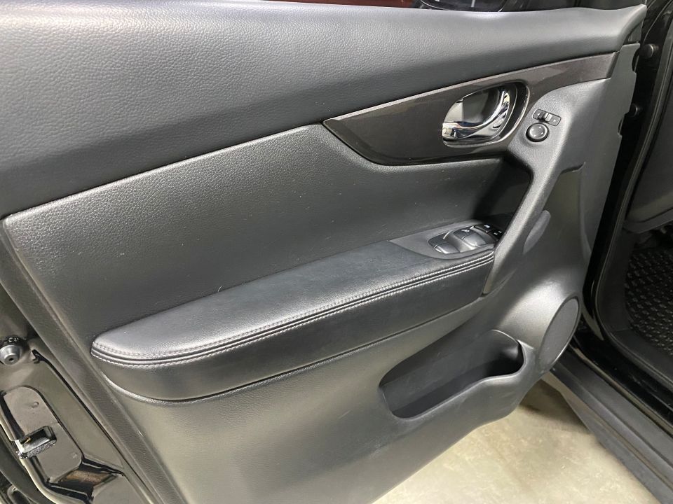 2019 Nissan Rogue SV 4D Sport Utility Vehicle