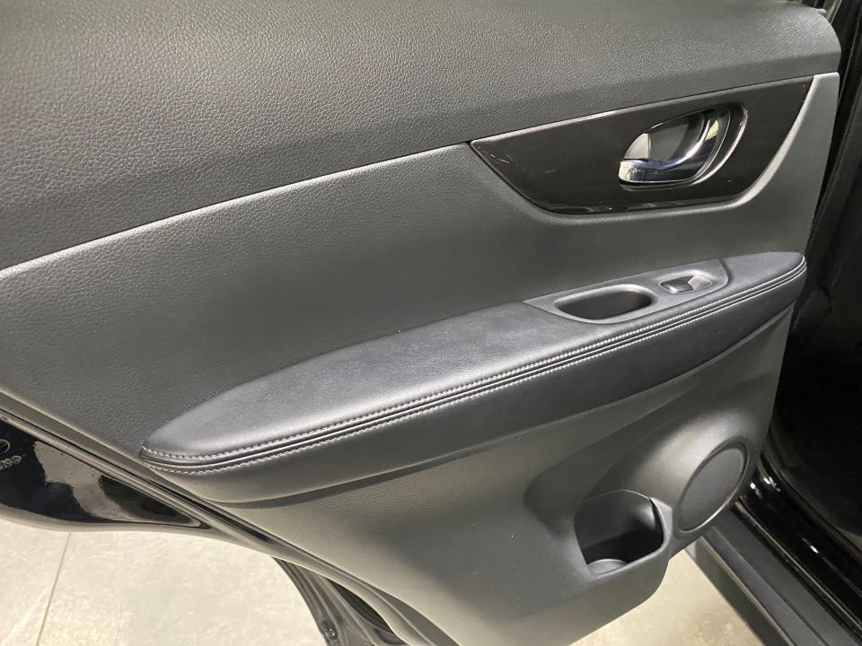 2019 Nissan Rogue SV 4D Sport Utility Vehicle