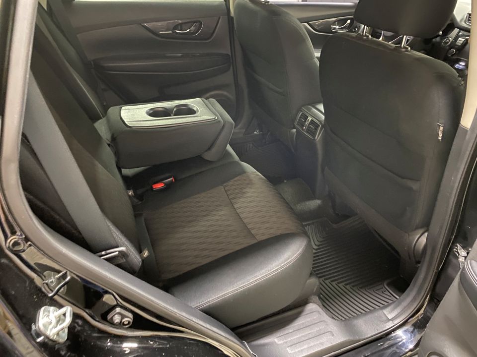 2019 Nissan Rogue SV 4D Sport Utility Vehicle