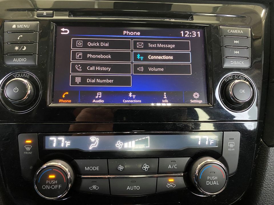 2019 Nissan Rogue SV 4D Sport Utility Vehicle