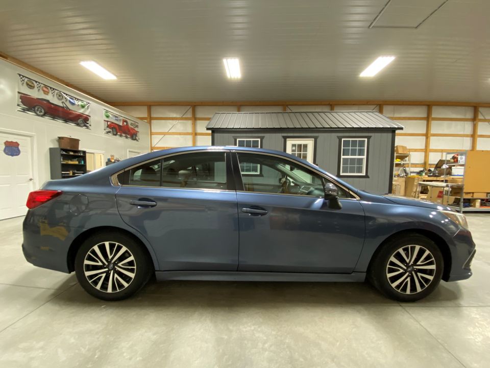 2018 Subaru Legacy 2.5i Premium AWD 4D Sedan