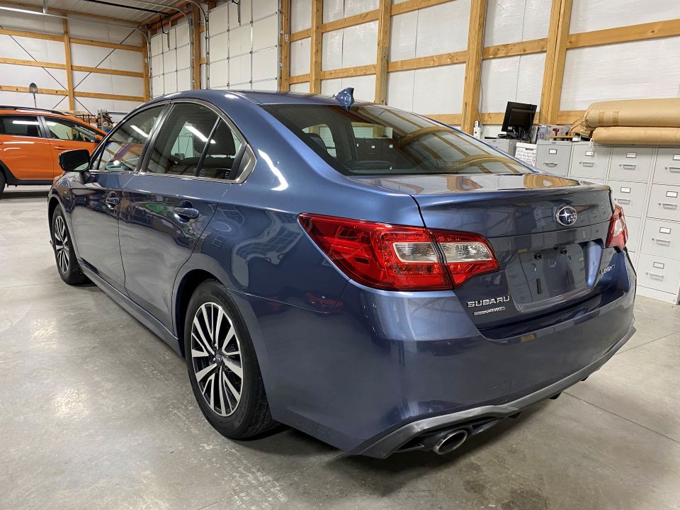 2018 Subaru Legacy 2.5i Premium AWD 4D Sedan