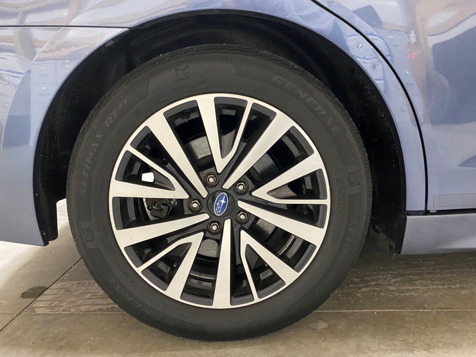 2018 Subaru Legacy 2.5i Premium AWD 4D Sedan