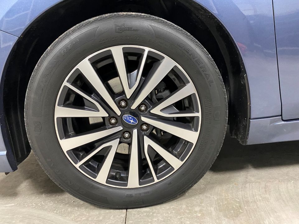2018 Subaru Legacy 2.5i Premium AWD 4D Sedan