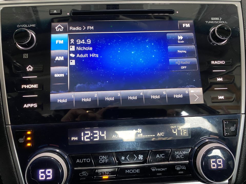 2018 Subaru Legacy 2.5i Premium AWD 4D Sedan