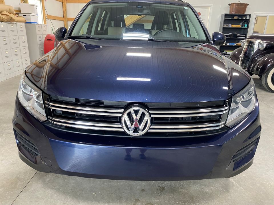 2016 Volkswagen Tiguan 2.0T S Sport Utility 4D FWD