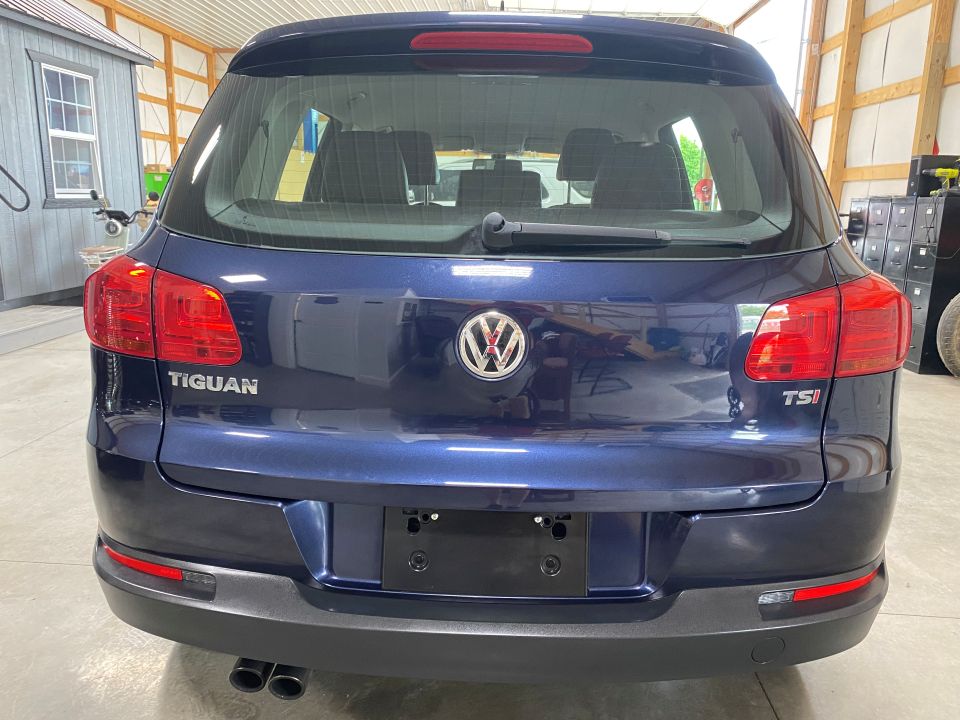 2016 Volkswagen Tiguan 2.0T S Sport Utility 4D FWD