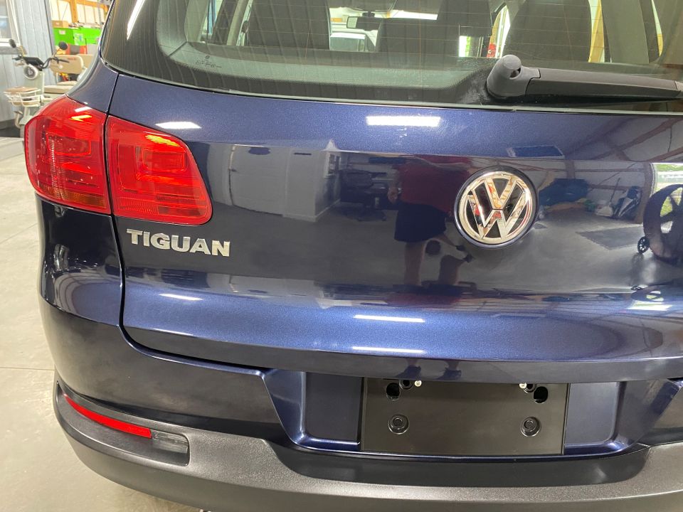 2016 Volkswagen Tiguan 2.0T S Sport Utility 4D FWD