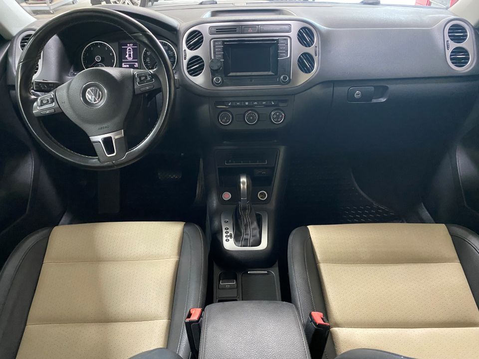 2016 Volkswagen Tiguan 2.0T S Sport Utility 4D FWD