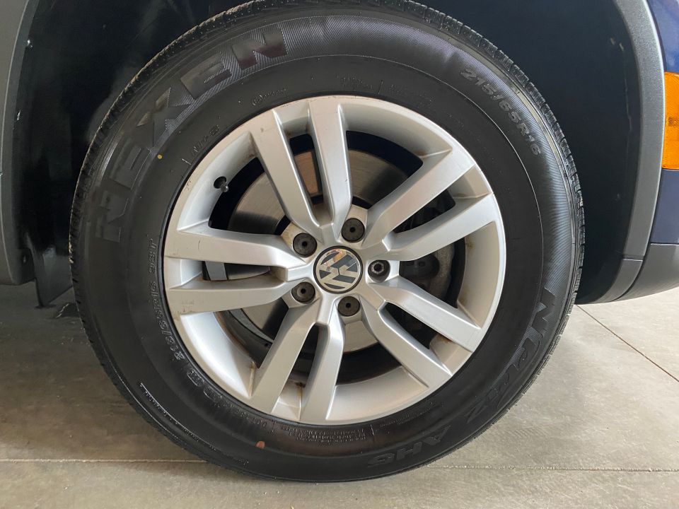 2016 Volkswagen Tiguan 2.0T S Sport Utility 4D FWD