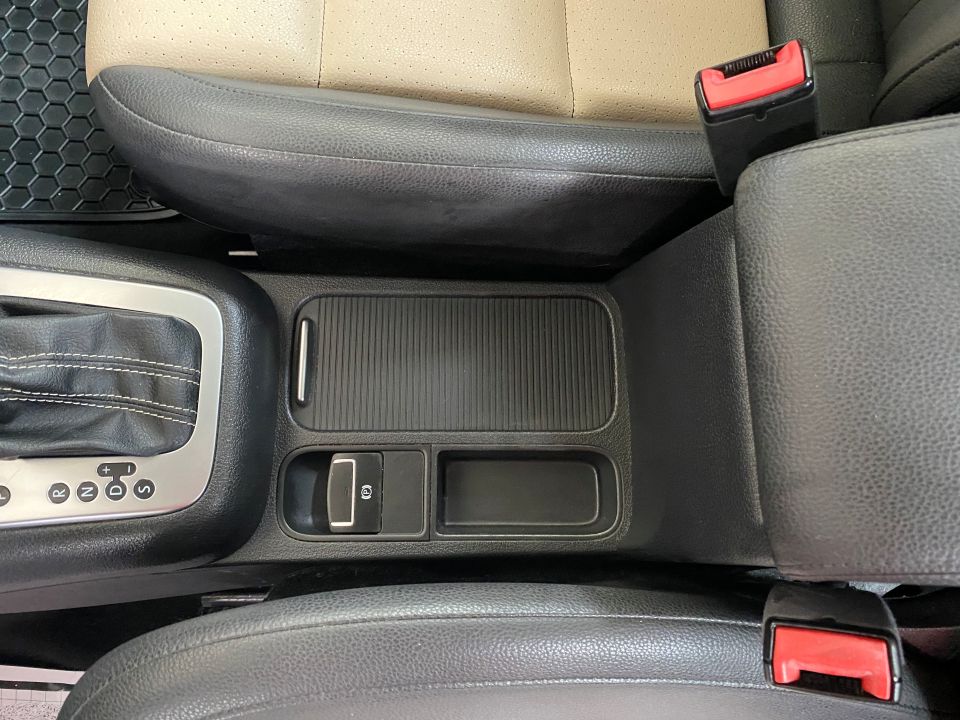 2016 Volkswagen Tiguan 2.0T S Sport Utility 4D FWD