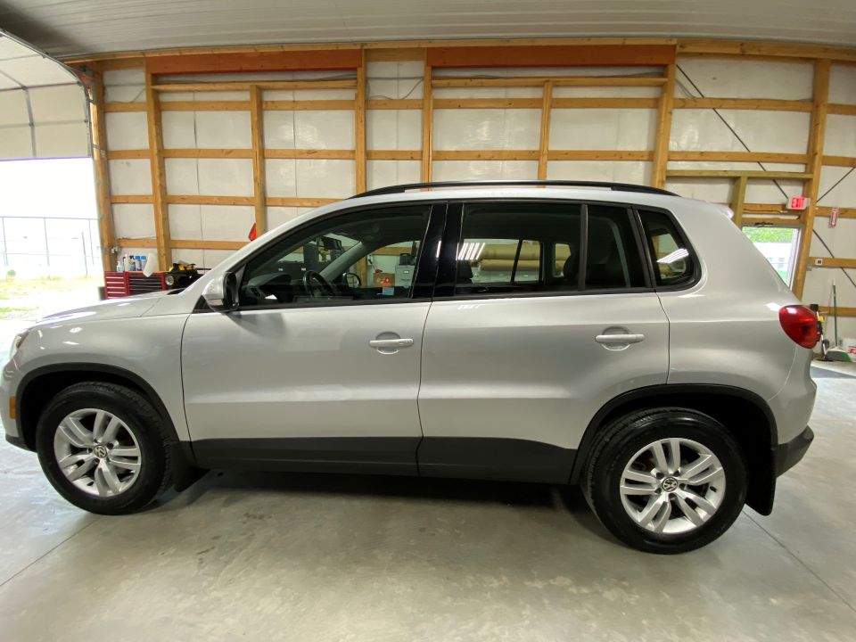 2017 Volkswagen Tiguan 2.0 Turbo S 4 Motion (AWD) SUV ⭐SOLD⭐