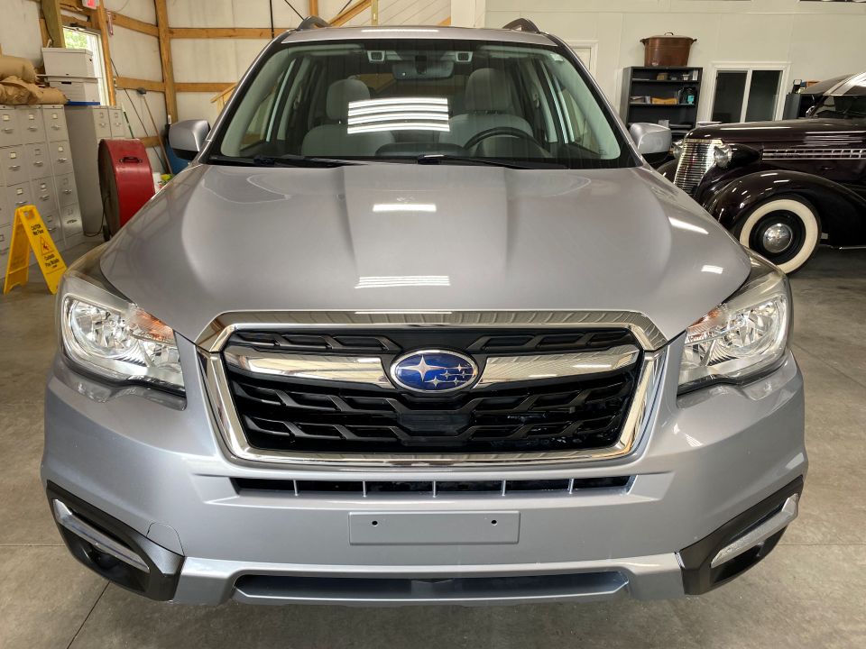 2018 Subaru Forester Premium SUV AWD with EyeSight Safety Features