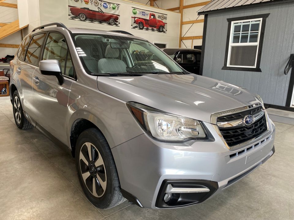 2018 Subaru Forester Premium SUV AWD with EyeSight Safety Features