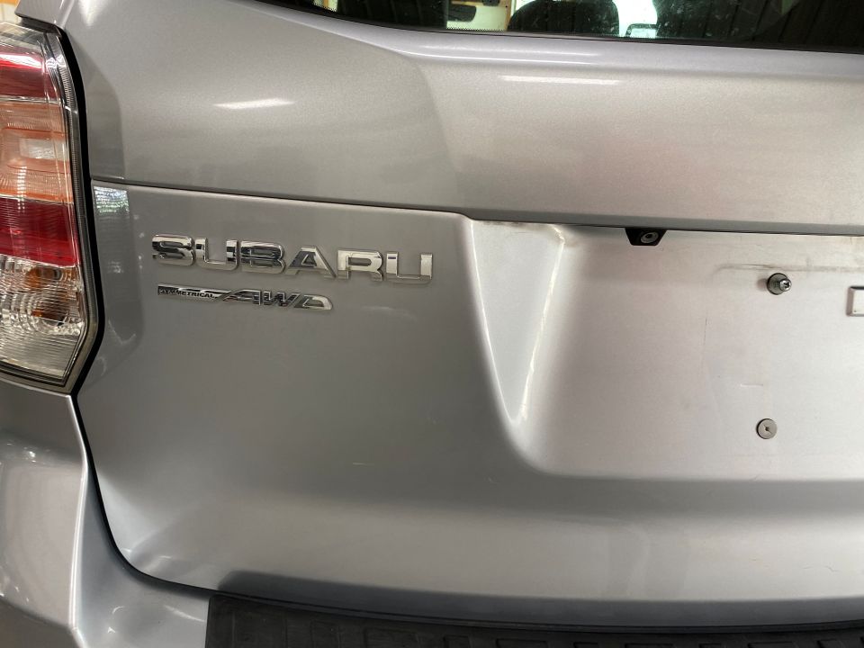 2018 Subaru Forester Premium SUV AWD with EyeSight Safety Features